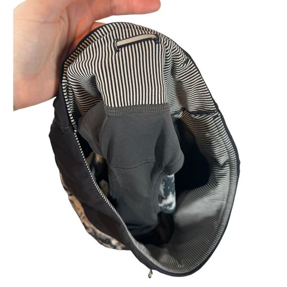 Lululemon Run‎ Times Short 4-Way Stretch Granite Black Mojave Tan 6 - Picture 9 of 10